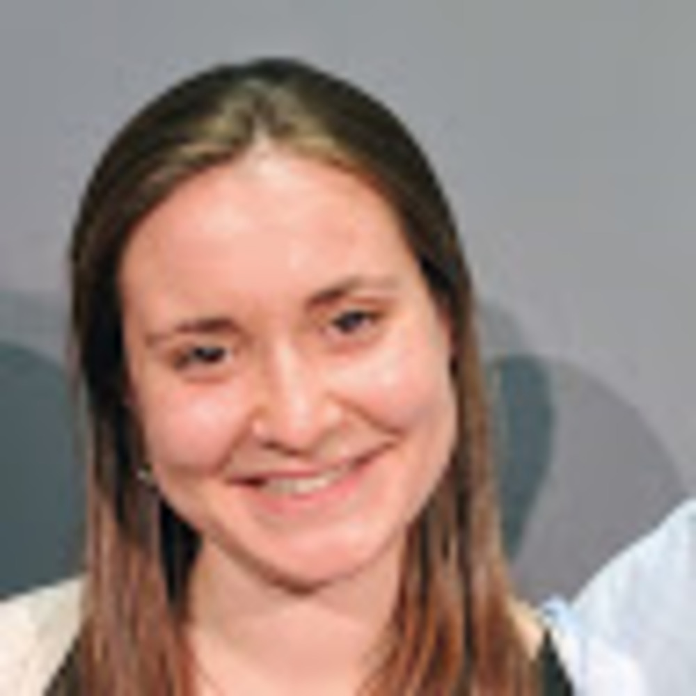 Meet your Posher, Caroline